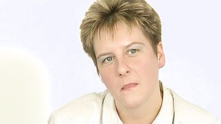 german cougar is beim ersten casting mit riesigem sex toy