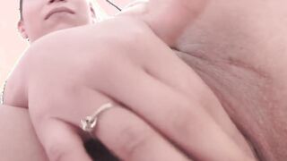 Superb 18 year old dark hair loving a Cutie and steamy solo
