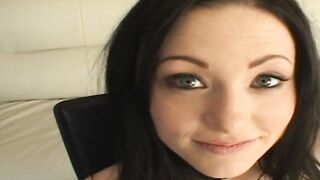 Lexxi Rippa Isn't A Prude Whore Does blowbang, takes on 3 cocksmen