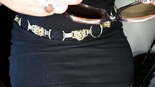 goddess Fresh Old Reveals her Bushy Twat