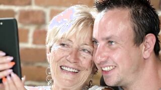 21Sextreme He Plowed His Step-GILF After A Daring Photoshoot