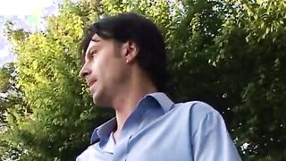 Doppio cazzo all'aperto