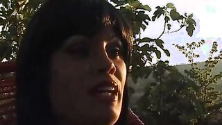 Doppio cazzo all'aperto