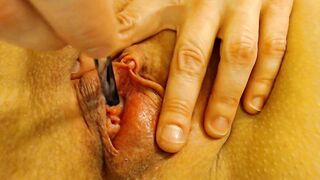 Fucking my pissing hole with grope handles