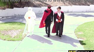cougar stepmother freeused by stepsons on halloween night