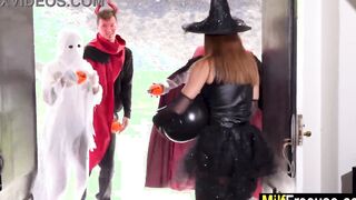 cougar stepmother freeused by stepsons on halloween night