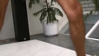 Due Puttanelle into Cerca di Cazzo
