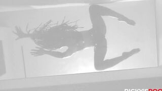 RICKYSROOM Legendary cummed with Kira Noir