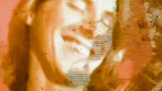 HIPPIES INSIDE HEAT - 01