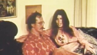 HITCH HIKING HIPPIES 01