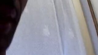 Sicilian housewife into the toilet make a fellatio