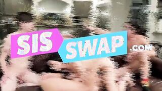 SisLovesMe - Heterosexual Teens Stepsisters Having cunt with mouth On Women Moment While Their StepParents Aren't Home