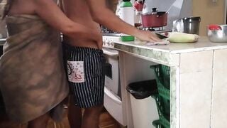 Mi chica esta bien caliente y quiere que la folle en cualquier lugar y por donde yo quiera!