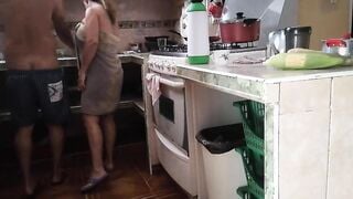 Mi chica esta bien caliente y quiere que la folle en cualquier lugar y por donde yo quiera!