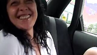 Italian Elena always manages to performance her sexsual skillz