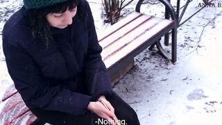 I Helped the stranger to warm up, swallowed all my sperm