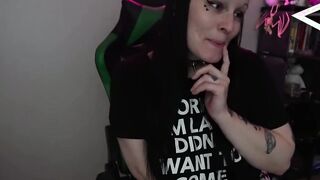Lusty Hoe GothBunny Convinces Their Bf To Help Them Cum