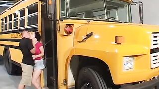 Bombshell young bimbo deep throats a penis on the school bus