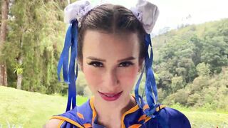 Chun-Li blowing penis and twerking
