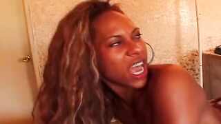 2 girls go to a joint 1 night stand and got brutally fuck