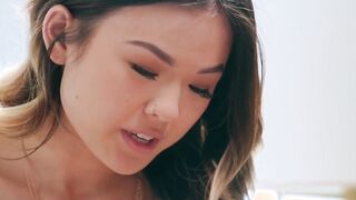 VIXEN Risk-taker Lulu is lucky inside the stock market and bed