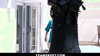 First-timer Rebel makes her anal debut