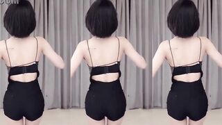 斗鱼 小深深儿 性感的吊带小锁子甲 诱惑热舞