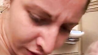 Michela from the province of Milan gets boned while washing