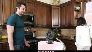 Mom Rewarding Helpful Stepson with a Hard Fucked