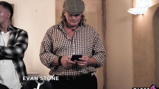 Big boobies stepmom milf Linzee Ryder plowed stepson with stepdad into the same room