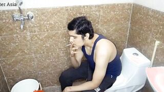 Desi Couple Bathroom sex