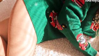 Christmas afternoon with the pretty woman with long breasts ends into an jizzed as a Christmas present.