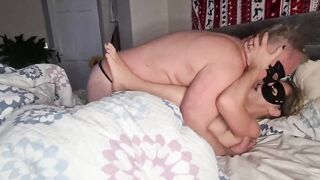 Amateur nymphomaniac MILF knows how to banged and pleased
