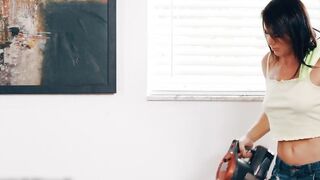 Secretly Fucking The Stuck Nanny's Tight and Wet Cunt