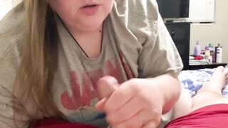 Amateur BBW mom close point of view swallowing his load topless during shark week