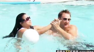 Huge BREASTS inside Sports - (Abella Anderson, Levi Money) - Water Polo Ho - Brazzers