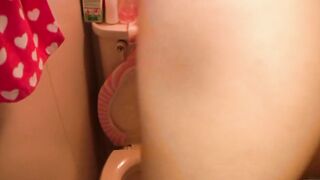 Uncensored Japanese Amateur With Curvy Compact Body and Bald Vagina Has Raw Sex into Her Actual Apartment