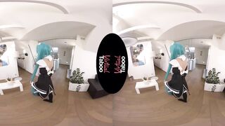 VIRTUAL TABOO - Eva Elfie Shows Her Cosplay Session