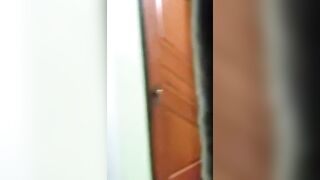 Corno flagra sua mulher Suzy furacão  com novinho