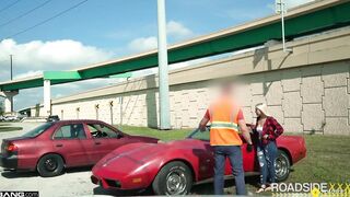 Roadside - Curvy Blonde Bombshell Gets Boned By Roadside Assistance