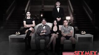 Teresa Ferrer & Angie miller - Merlina and Morticia Addams