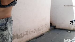 Soldadojoza, hitting 1 inside the corridor of the tenement during the day