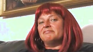 housewife blows vacuum cleaner salesman's nuts empty