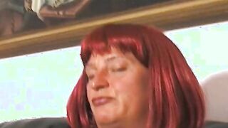 housewife blows vacuum cleaner salesman's nuts empty