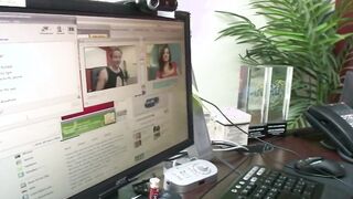 Vanessa Sensual Gets Her Twat Nailed Live Inside A Chat Room