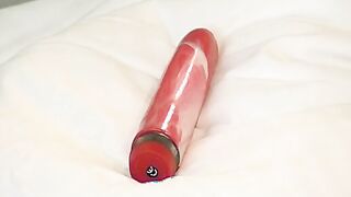 a petite and a chubby cougar play with their nude bodies
