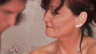 Milf, Cougar and Grandma CHALLENGE inside USA - vol (five) -