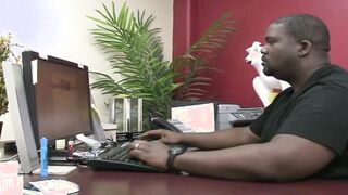 Victoria Lawson Gets Her Cunt Screwed Live Into A Chat Room