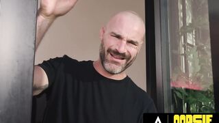 OOPSIE - oriental 19 Year Old Kimmy Kimm Gets Seduced In Jerking Off Pervy Stranger!