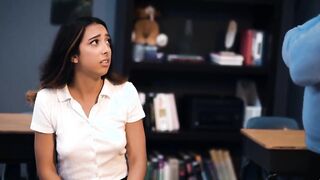 Latina step-daughter 18 yo Kiarra Kai – daddy’s power trip